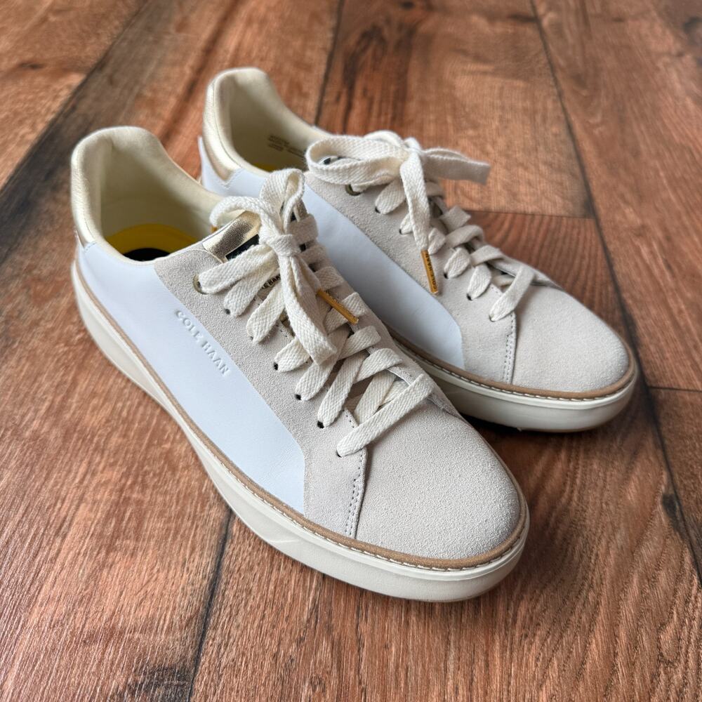 Cole Haan Women’s GrandPrø Topspin Sneakers Size 8 White Suede Leather Excellent